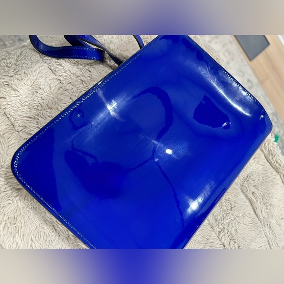 Gucci Royal Blue Patent Bright Bit Clutch with strap - Picture 8 of 10